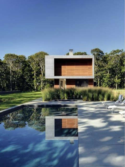 pool in montauk, ny &#8\2\1\1; pryor project: the house occupies a hill in  7
