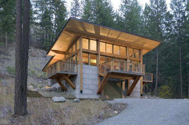 wintergreen cabin: the \1,600 square foot wintergreen cabin is built into a ste 58