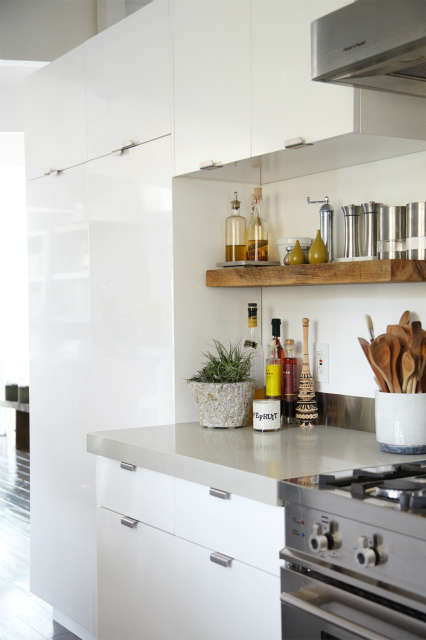 modern kitchen photo: mark adams  s 10