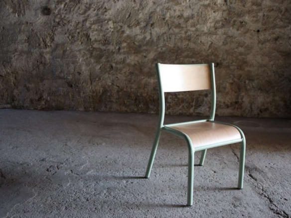 EroS Swivel Chair portrait 8