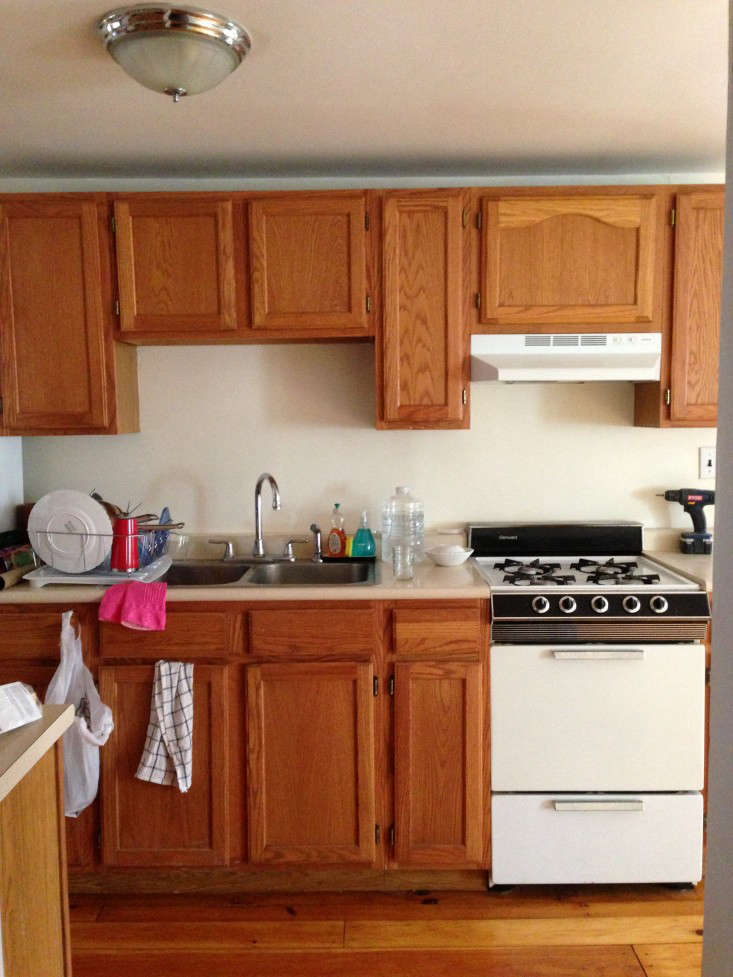 Expert Tips on Painting Your Kitchen Cabinets