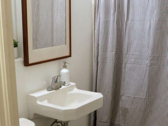 Bathroom of the Week In Brooklyn Heights An Ethereal Bath in White Concrete portrait 36