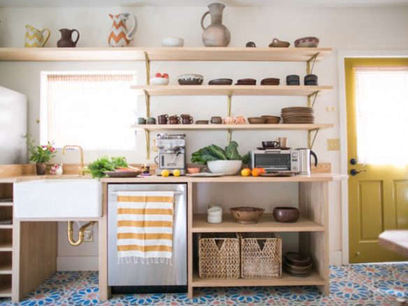 Kitchen of the Week English Country Charm in a NJ Suburb Plus the Prettiest Pantry portrait 12