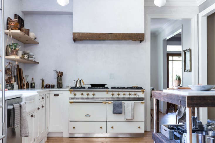 The One-Month Makeover: Beth Kirby's Star-Is-Born Kitchen - Remodelista