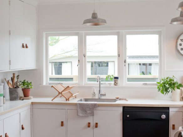 Kitchen of the Week The Stylishly Economical Kitchen Chipboard Edition portrait 24