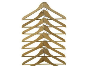 Care bumerang curved clothes hanger11  
