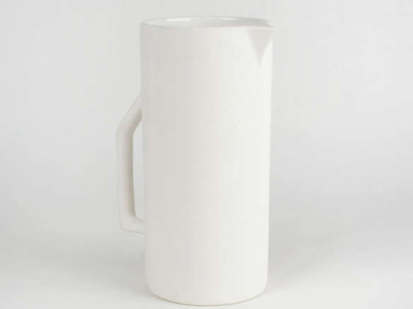 yield ceramic pitcher – cream 8