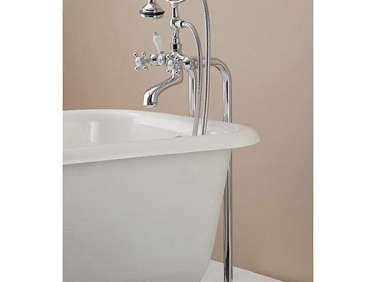 10 Easy Pieces Freestanding Bathtub Faucets portrait 14