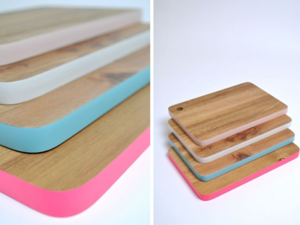 Chopping board with color block edge  