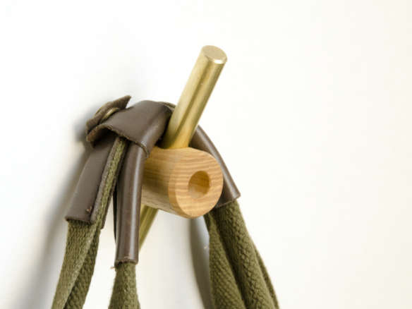 intersect hook oiled ash/brass 8