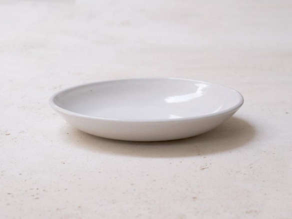 irving place studio porcelain shallow basic bowl 8