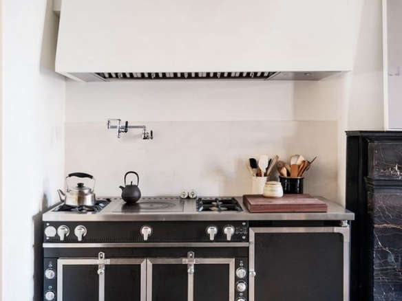 Steal This Look A Tranquil Kitchen on the French Riviera portrait 41