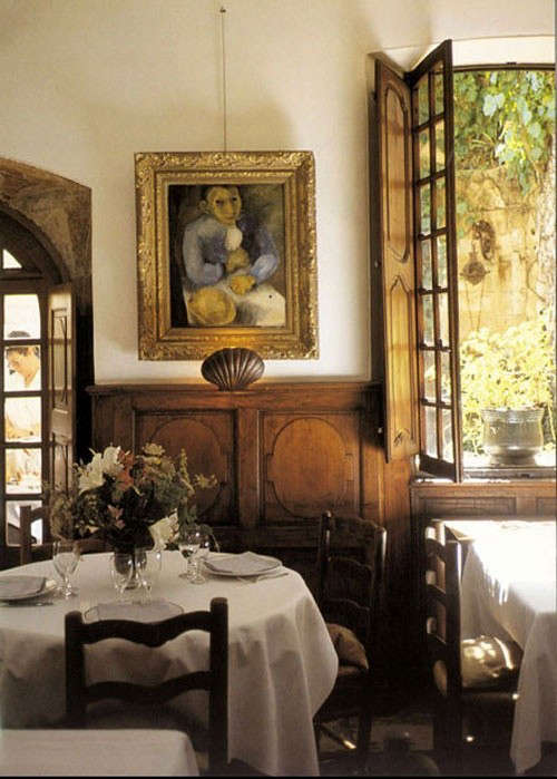 The Art of Dining in the South of France: La Colombe d'Or: Remodelista