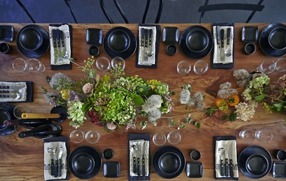 Remodelista Market Spotlight Table Linens for Everyday and Holiday portrait 5