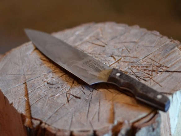 Italian Olive Wood Steak Knives portrait 11