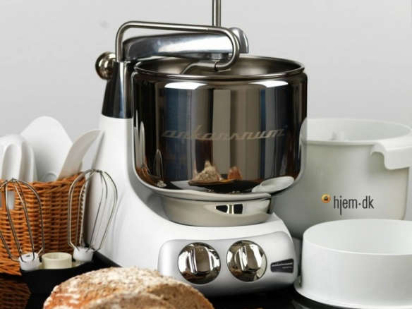10 Easy Pieces Kitchen Countertop Appliances SmallSpace Living Edition portrait 6