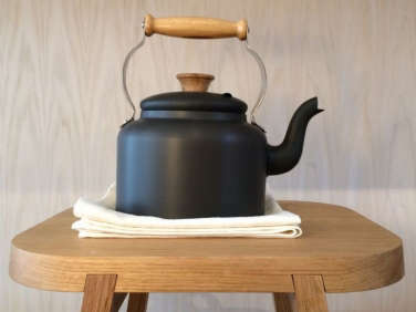 Object of Desire Netherton Foundry Teapot portrait 3