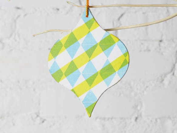 plywood ornament – blue & yellow 8