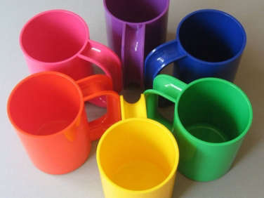 colored heller mugs placewares  _20