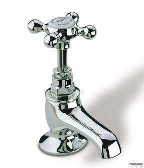 Delta Faucet 9159TDST Single Handle PullDown Kitchen Faucet portrait 15