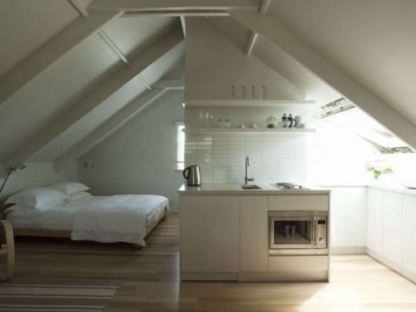 The Cookery 16 Favorite Traditional English Kitchens from the Remodelista Archives portrait 8