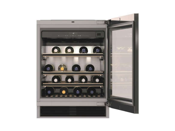 Summit Appliance FFBF285SSX Counter Depth Bottom Freezer Refrigerator portrait 18