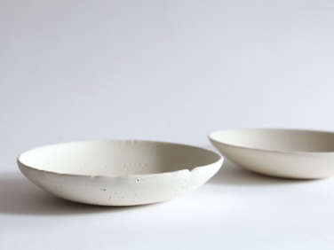 10 Easy Pieces Handmade Dinnerware from Ceramics Studios portrait 15