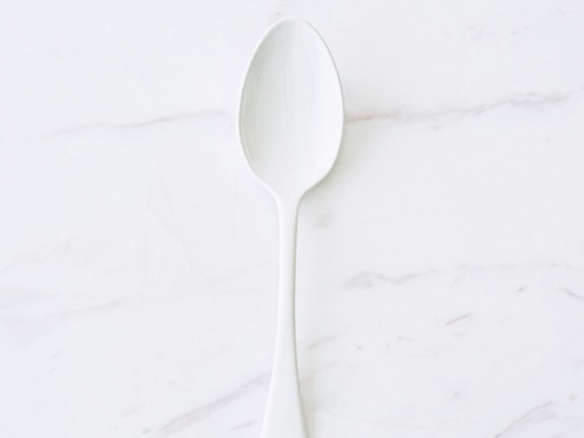 Cachette White Enamel Cutlery portrait 40
