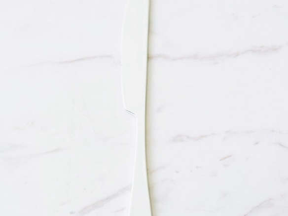 white enamel knife 8