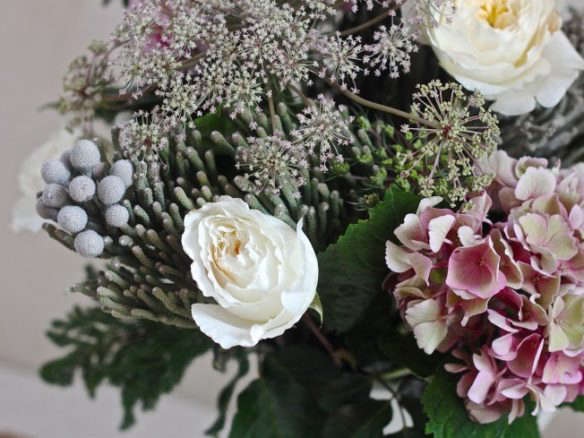 Winter  20  Romanc  20  Bouquet  20  with  20  Silver  20  Brunia  20  detail  