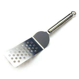 angled perforated spatulas 8