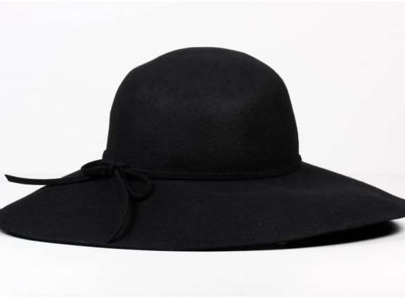 640 black hat  