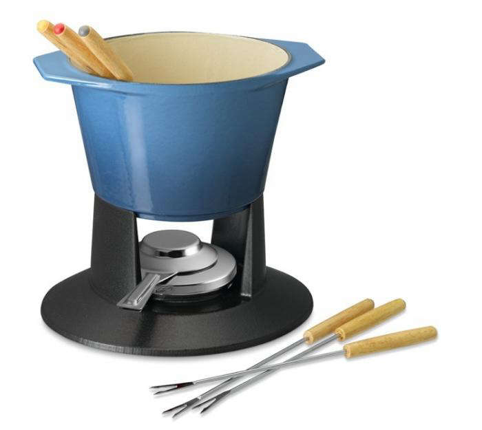 https://www.remodelista.com/wp-content/uploads/2015/03/img/sub/700_blue-fondue-pot.jpg