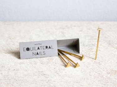 700 bronze nail with packaging  