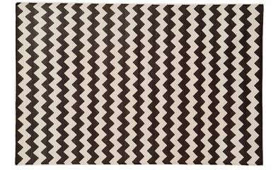black & white zigzag rug 8