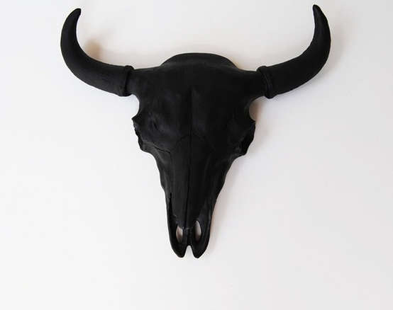 barnes black resin buffalo/bison skull 8