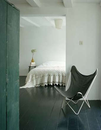 Remodelista Greatest Hits 2021 8 Lessons from Gillian Lawlees AntiTrendy LA Cottage portrait 28_43
