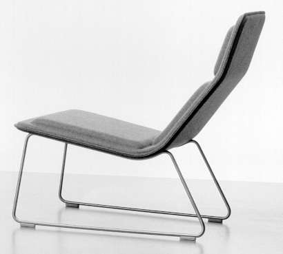 low pad chair by jasper morrison 8