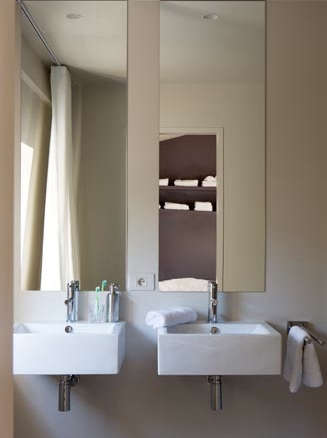 Steal This Look Outdoor Shower by Cary Bernstein Architect portrait 41