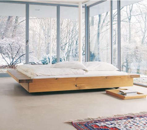 e15 bed with tray