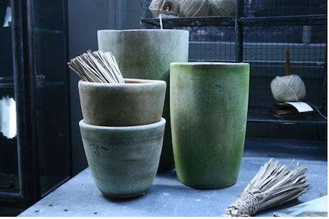aged terracotta pots 8