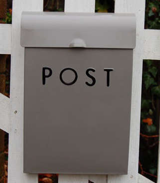 10 Easy Pieces DesignWorthy Mailboxes portrait 5