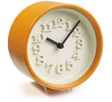 Riki Desk Clock portrait 4