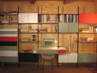 10 Easy Pieces Shelving Systems portrait 24
