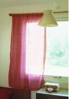 Henny Pair of curtains portrait 10