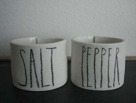 rae dunn salt pepper pot