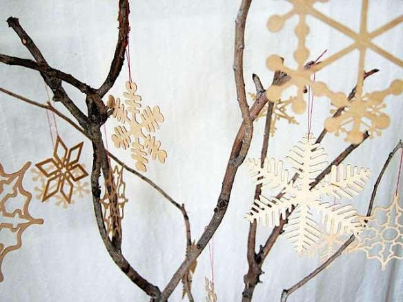 wooden snowflake christmas tree ornament 8
