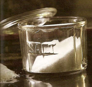 salt container  