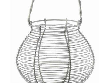 summerhill bishop egg basket  