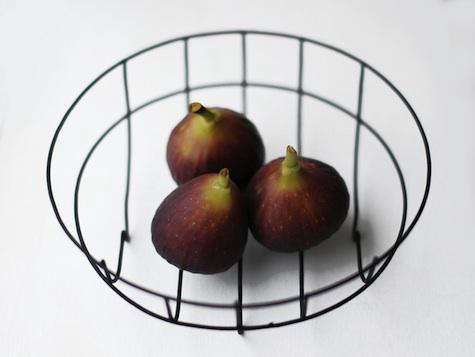 wireware fruit basket 2
